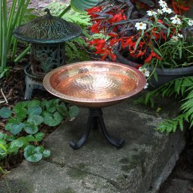 Hammered Copper Birdbath with Rim on Tripod Stand