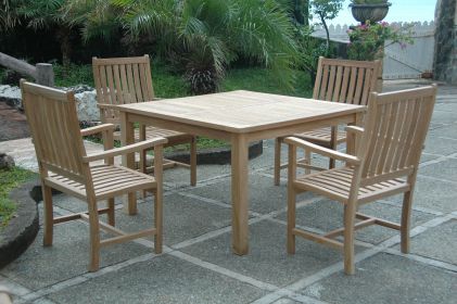 Windsor Wilshire Dining Set