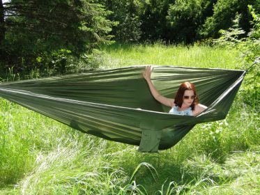 Double Parachute Expedition Hammock (Color: Green & Olive)